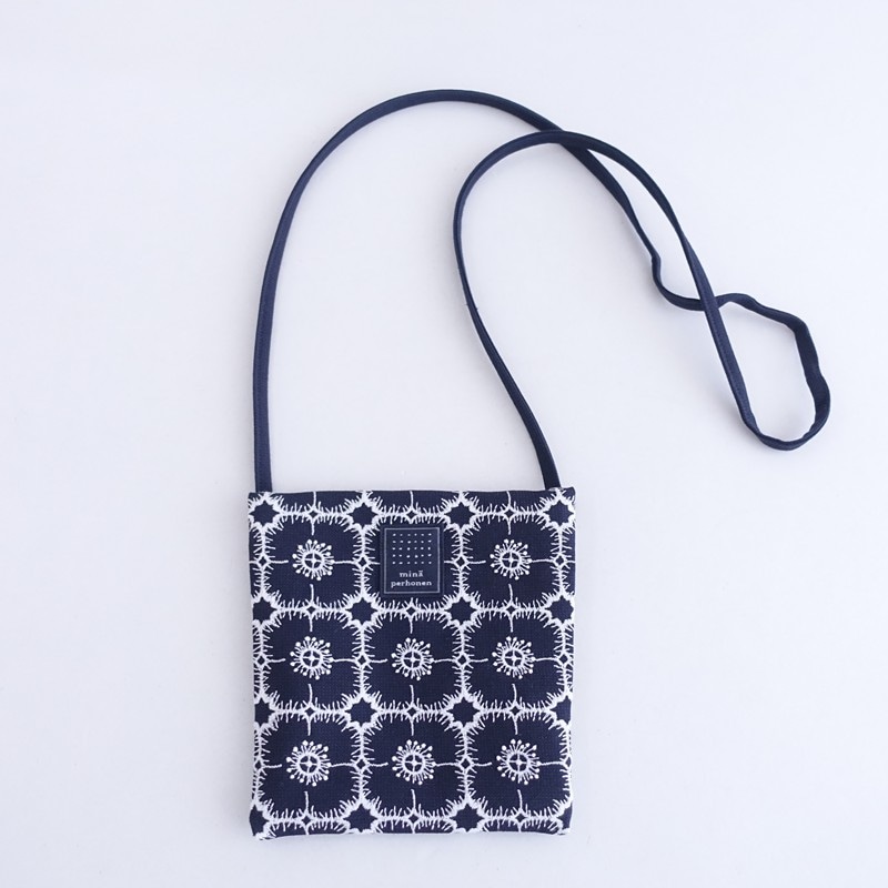 mina perhonen(ミナペルホネン) 古着 通販 買取