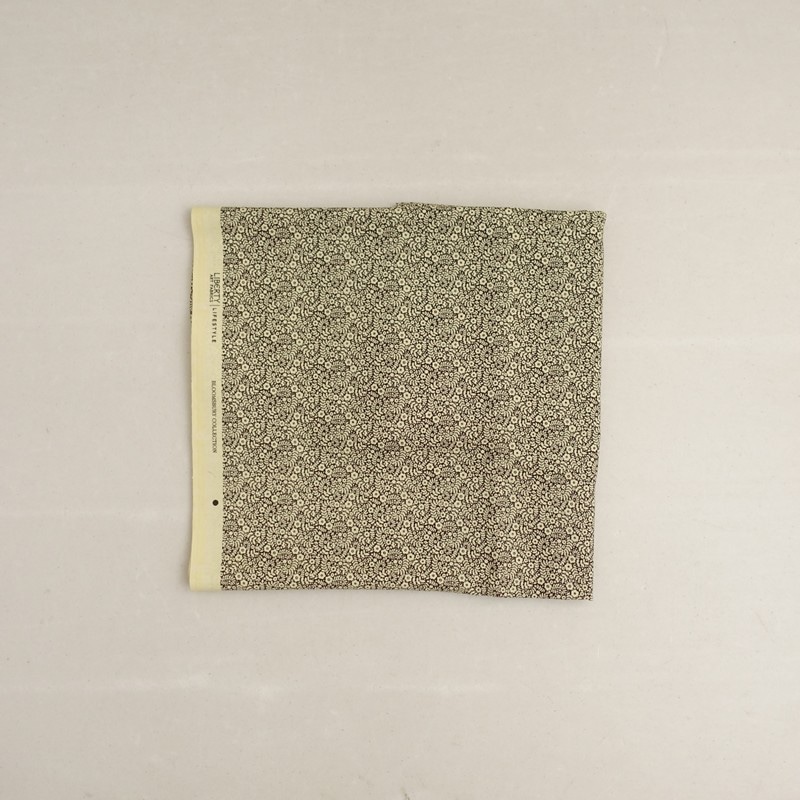 ��Хƥ� LIBERTY �ե��֥�å� 107��210cm   (fa31-2509-18)��80C62��