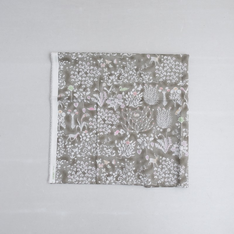 ��Хƥ� LIBERTY Yoshie ���ʥ��������� 111��207cm   (fa31-2509-63)��01C62��