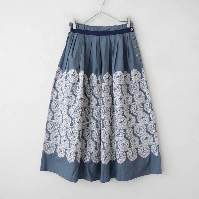 美品♡ミナペルホネン フレアスリーブ ワンピース hanayuki ネイビー Instagram】 古着 通販 買取