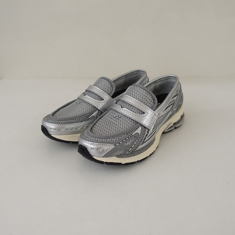 美品/定価1.9万】ニューバランス new balance U1906LAE ローファー