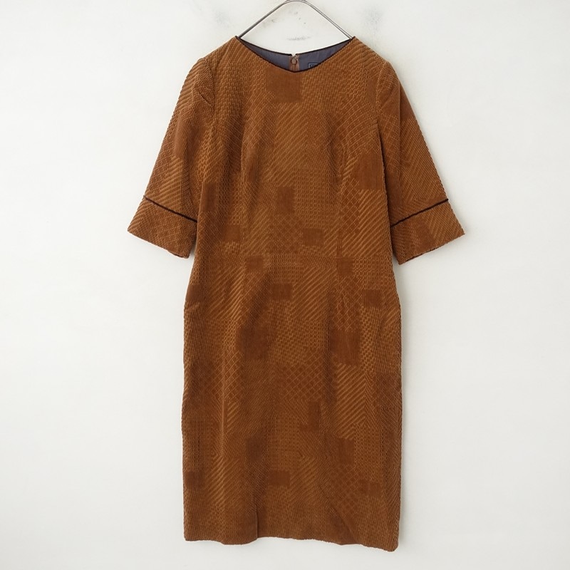 【美品】ミナペルホネン ダウンコート ジャングルレリーフ総刺繍 黒 38 ミナペルホネン mina perhonen jungle relief フード付刺しゅうダウン