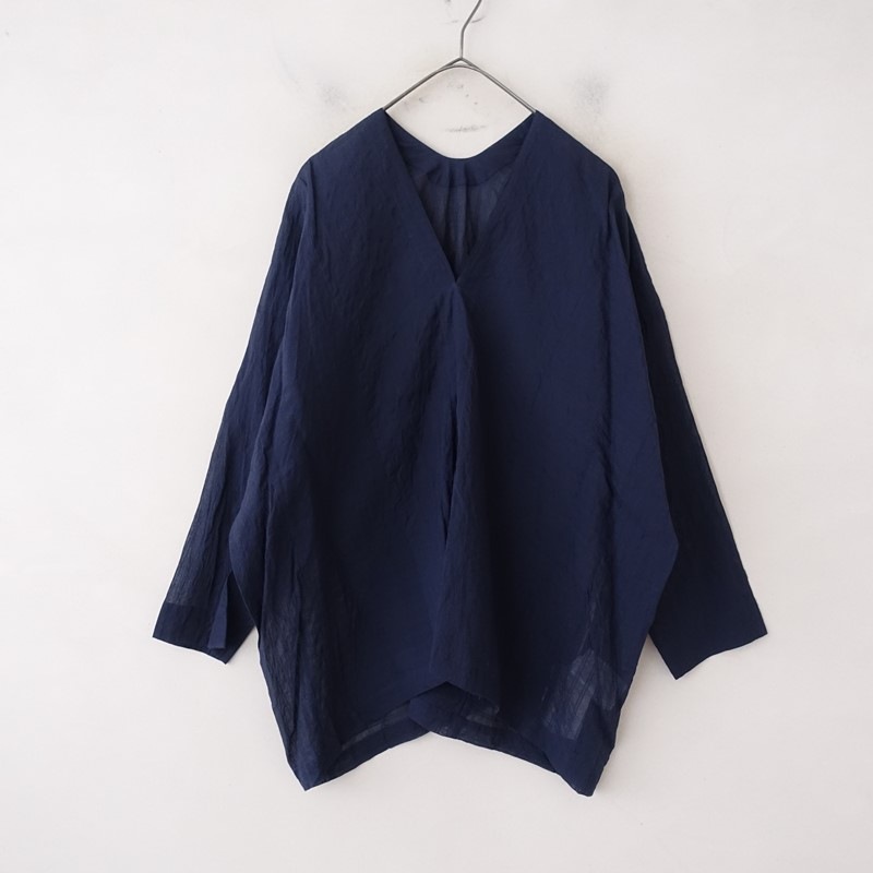 アーツ&サイエンス ARTS&SCIENCE Flat blouse ストライプ織Vネックプル
