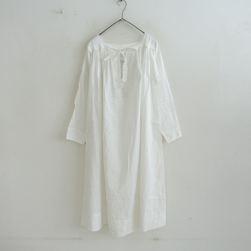 ドーサ DOSA 胸元ハートパッチ刺繍ワンピース 1 (2-2604-189)【70E62