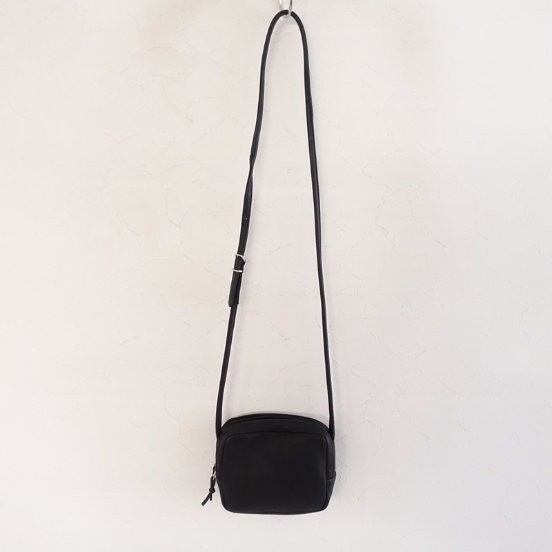 Aeta（アエタ）ショルダーバッグ aeta ⁄ アエタ | レザー ロゴ ワン