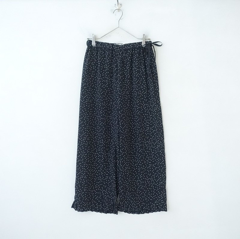 定価3.2万】ポルテデブトン porter des boutons ドットヘムプリーツ 