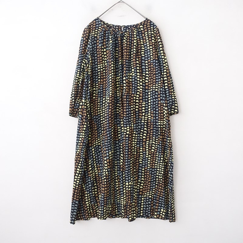 新品未使用Sally Scottグレー 花柄刺繍 ノースリーブ ひざ丈ワンピース