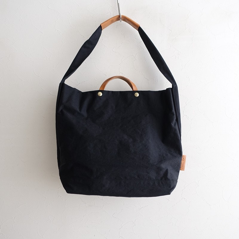 定価2.4万】トヨオカカバン 豊岡鞄 TUTUMU News paper tote (ba7-2603