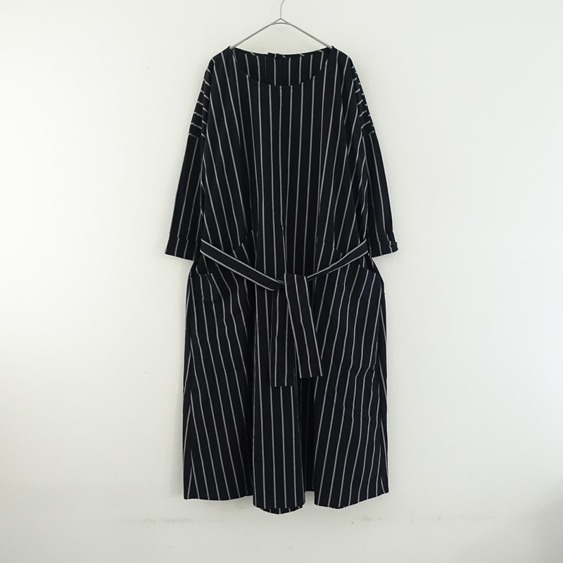 未使用品/定価8.8万】トゥーグッド Toogood THE PERFUMER DRESS
