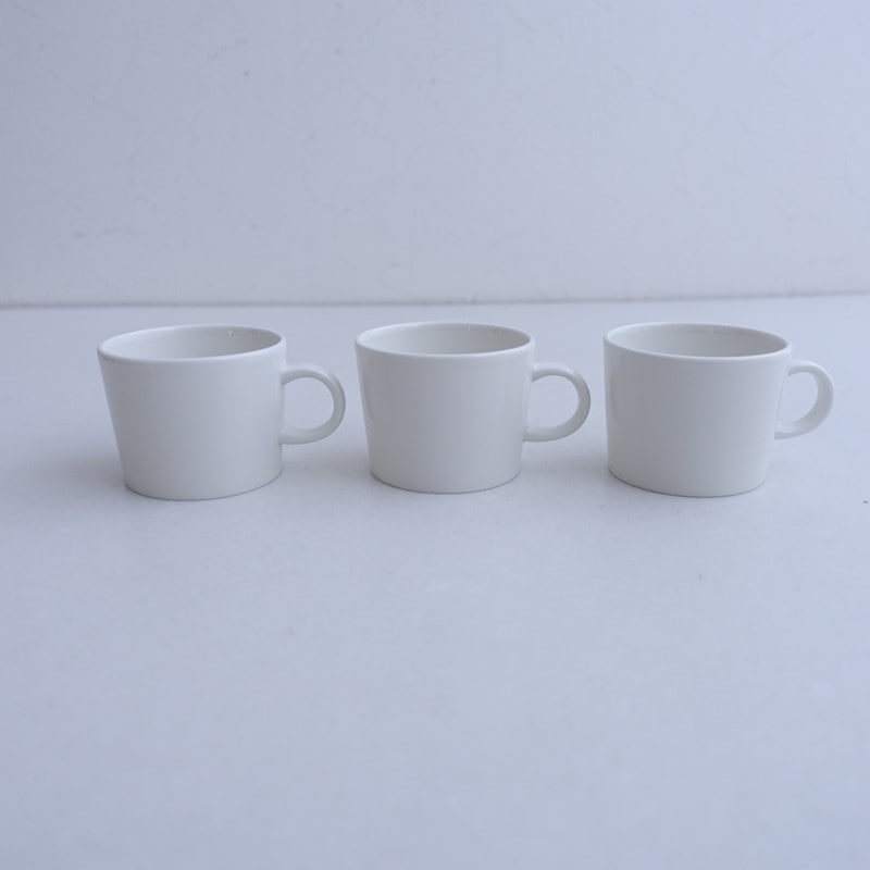 ���̲��ۥ��å��� iittala �ǥߥ������å� �ۥ磻�� 3�ĥ��å�   (wa84-2603-13)��50F62��