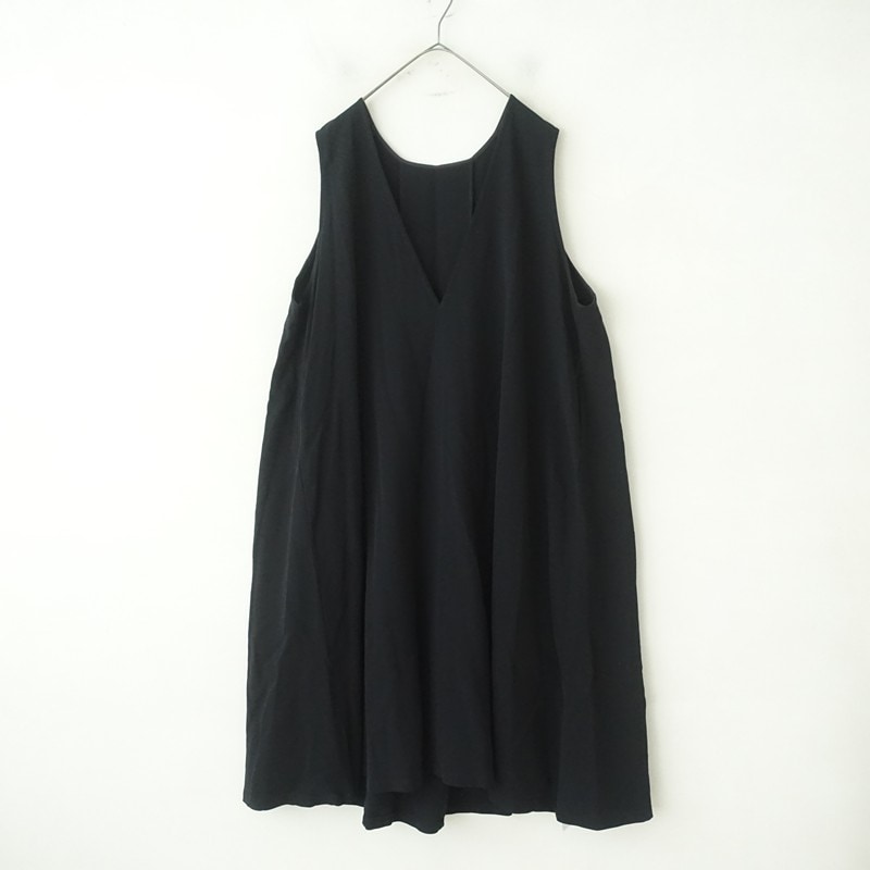 �����2.7���ۥͥ��ȥ����� nest Robe �ǥ�����V�ͥå��Ρ����꡼�֥ɥ쥹  F (j1-2605-190)��31F62��
