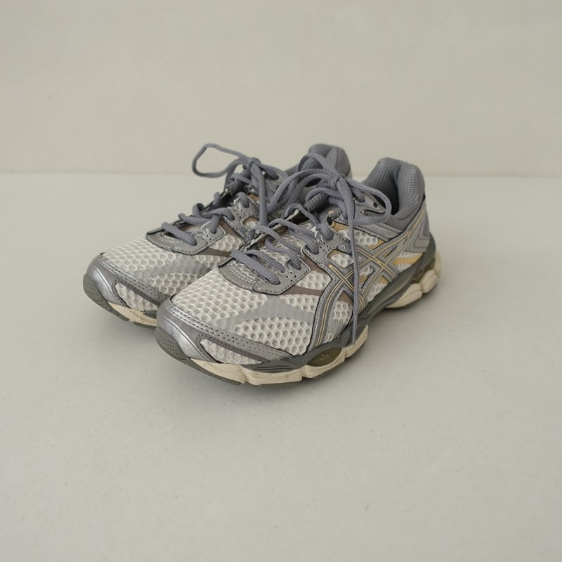 �����1.7���ۥ����å��� ASICS GEL-CUMULUS 16 ���ˡ����� CM24/EUR38/US5.5/UK4.5  CM24/EUR38/US5.5/UK4.5/BR36/CN240 (sh7-2609-95)��21J62��