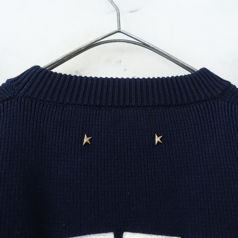 ��2025/AW/���8.1���ۥ�����ǥ󥰡��� GOLDEN GOOSE ���㡼�ʥ륹���������LUXE���� ���롼�ͥå��˥å�  XL (33-2604-20)��82D62��