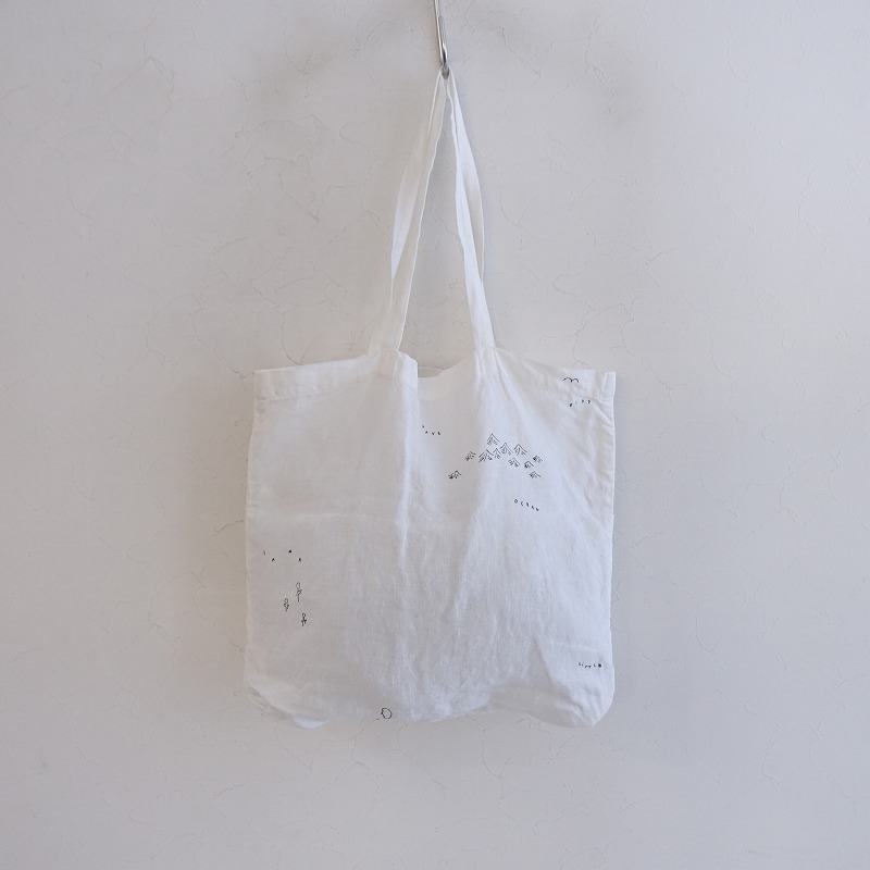 ミナペルホネン　rosy ベージュのシンプルトートバッグ 0431332330679