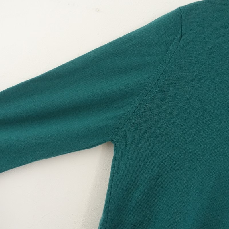 ����󥹥�ɥ졼 JOHN SMEDLEY �����ȥ�ͥå����Υ�����ϥ��������˥åȥ�������  S (2-2511-59)��50L52��