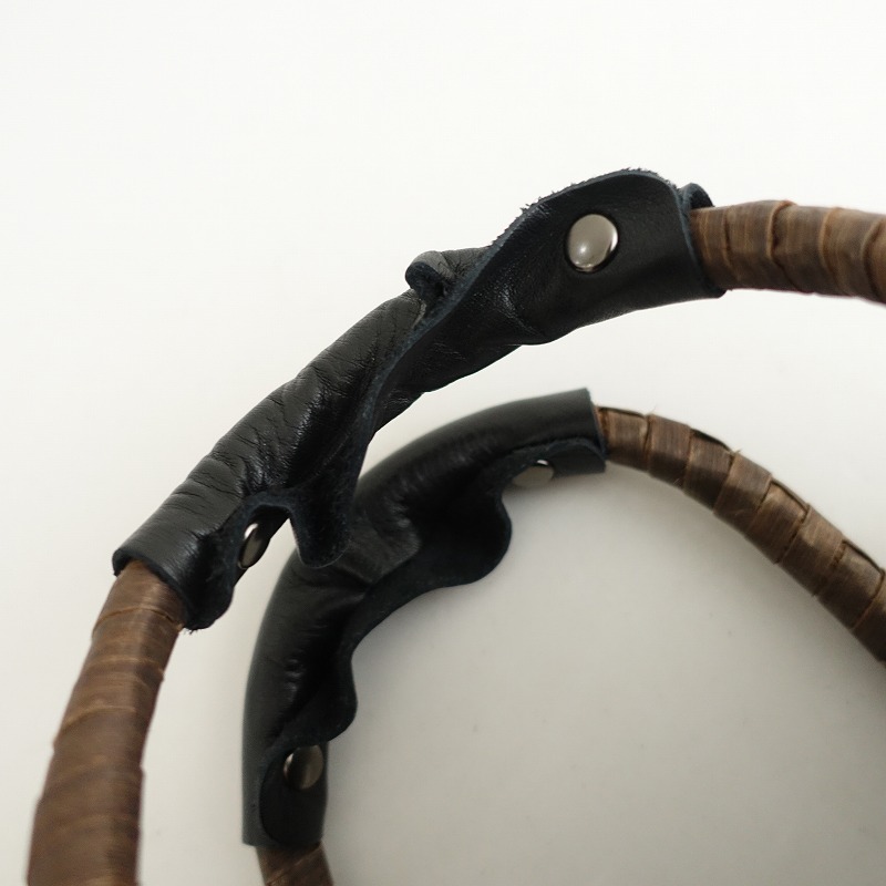 かごやブラウン編み込みかごバッグミナペルホネンかぶせ かごや】山葡萄 かごバッグ 中布 ミナペルホネン｜Yahoo!フリマ