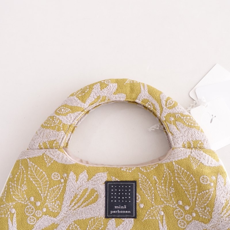 ��2025AW/̤����/���2.7���ۥߥʥڥ�ۥͥ� mina perhonen carnival egg bag ���å��Хå�   (ba30-2604-378)��21F62��