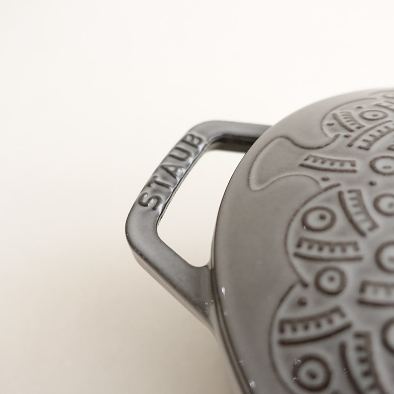 �����ʡۥ��ȥ��֡ߥߥʥڥ�ۥͥ� STAUB��mina perhonen �ե��쥹�� �����åȥ����Х� 23cm   (wa5-2603-43)��40F62��