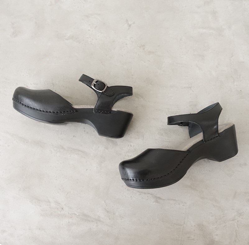 �����2.7���ۥ��󥹥� DANSKO Sam ���ȥ�åץ��塼�� 36/23  36 (sh10-2605-13)��62E62��
