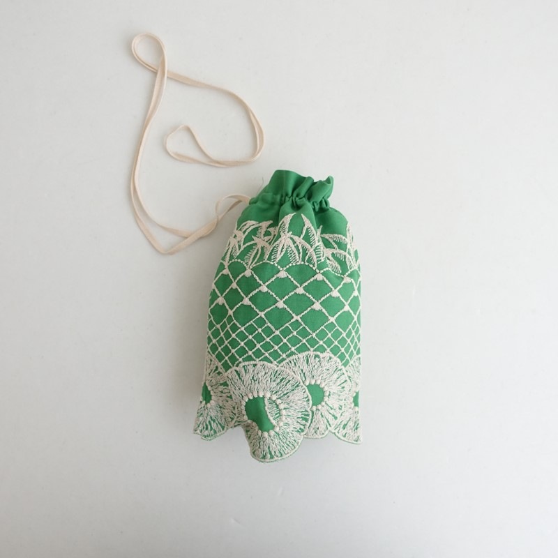 mina perhonen ananas 巾着ポーチ　green 美品】ミナペルホネン mina perhonen ananas 巾着ポーチ (ac85-2607-36