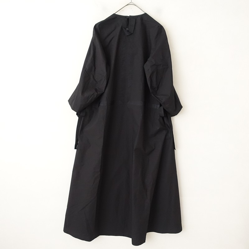 �����18.0���ۥȥ������å� Toogood THE CUTTER DRESS ���åȥ󥫥å����ɥ쥹   (k33-2605-10)��03E62��