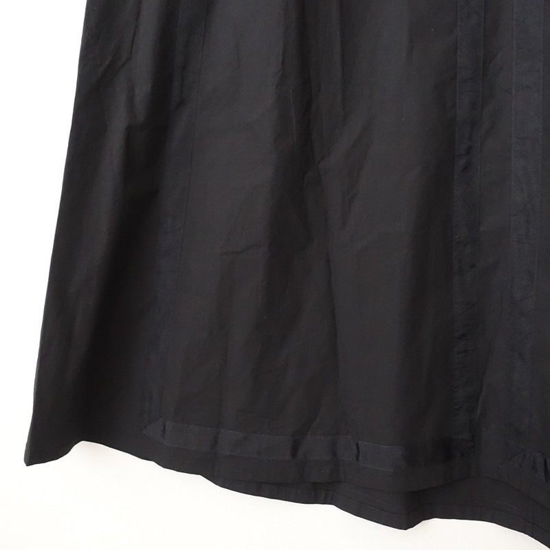 �����18.0���ۥȥ������å� Toogood THE CUTTER DRESS ���åȥ󥫥å����ɥ쥹   (k33-2605-10)��03E62��
