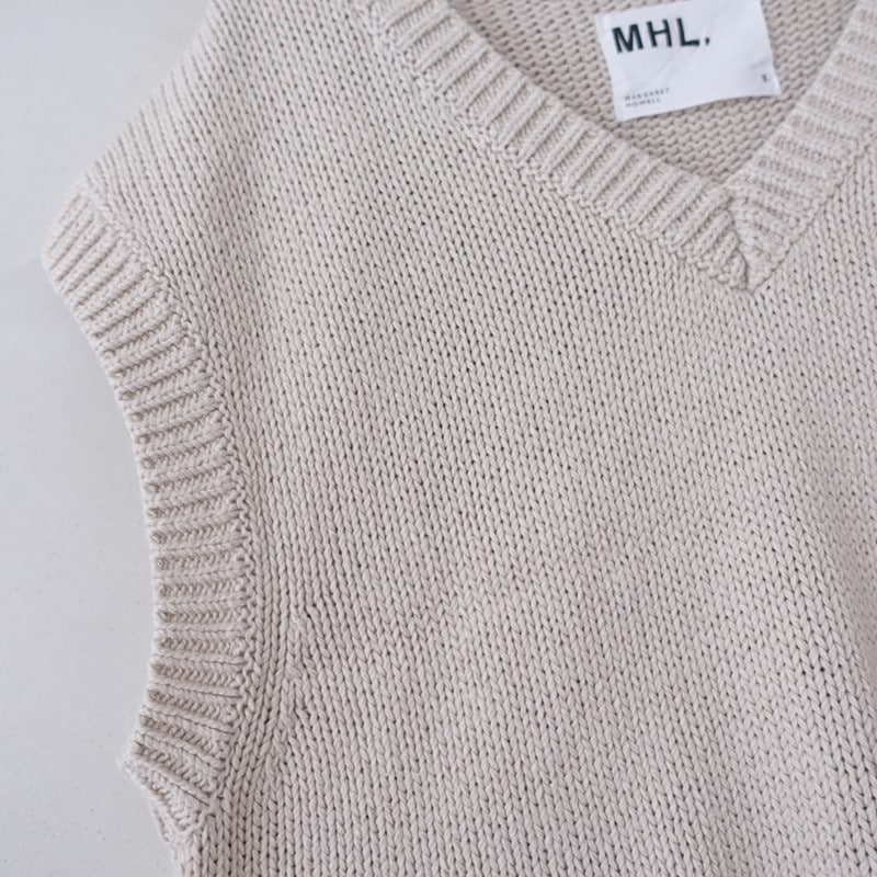 �ޡ�����åȥϥ����� MHL. COARSE COTTON LINEN V�ͥå��˥åȥ٥���  2 (2-2605-383)��12F62��