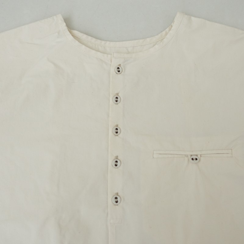 ��2024/����/���2.3���ۥ��ȥꥨ�ʥ륻 atelier naruse Cotton henry neck Shirt �����  F (j1-2606-69)��30G62��