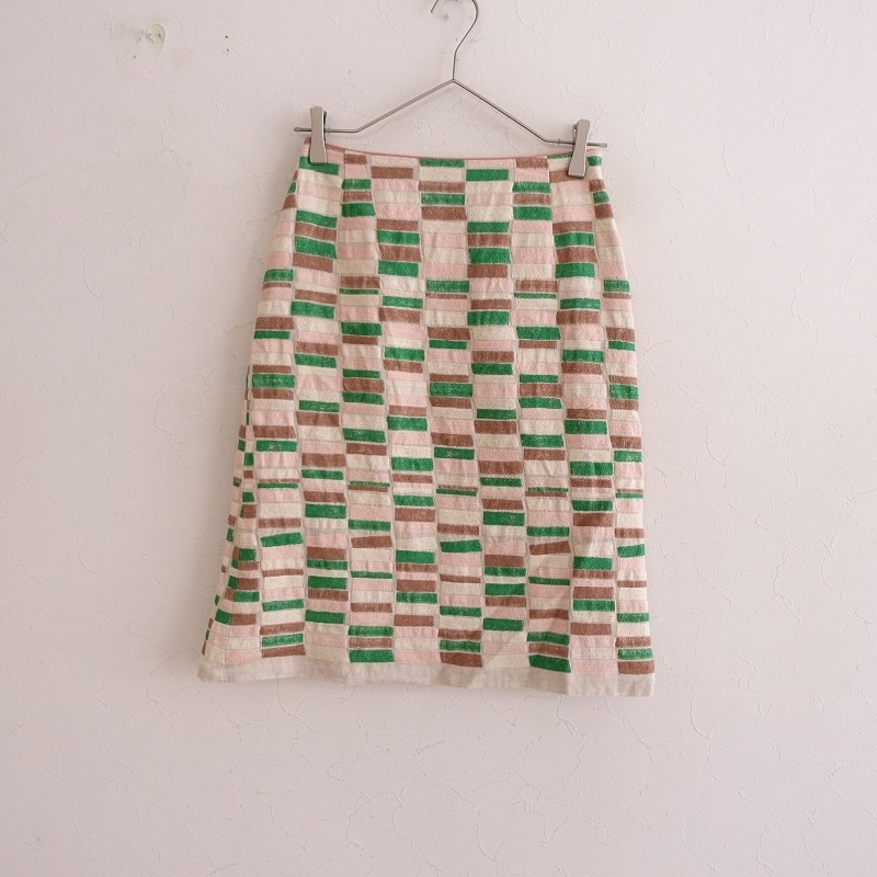 mina perhonen（スカート）のフリマアイテム一覧 ミナ 刺繍台形スカート ミナペルホネン クラシック ■ミナ mina *lakeスカート*麻リネン刺繍台形mina perhonen0422【12I12】