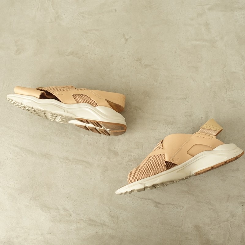 �ʥ��� NIKE W AIR HUARACHE ULTRA ������� UK5.5/BR37.5/CM25/EUR39/25  UK5.5/BR37.5/CM25/EUR39 (sh10-2602-56)��80C62��
