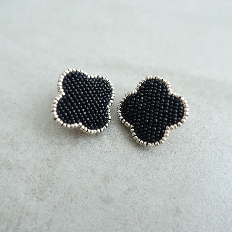 未使用】定価3万/タマス tamas Fu black イヤリング (ac87-2506