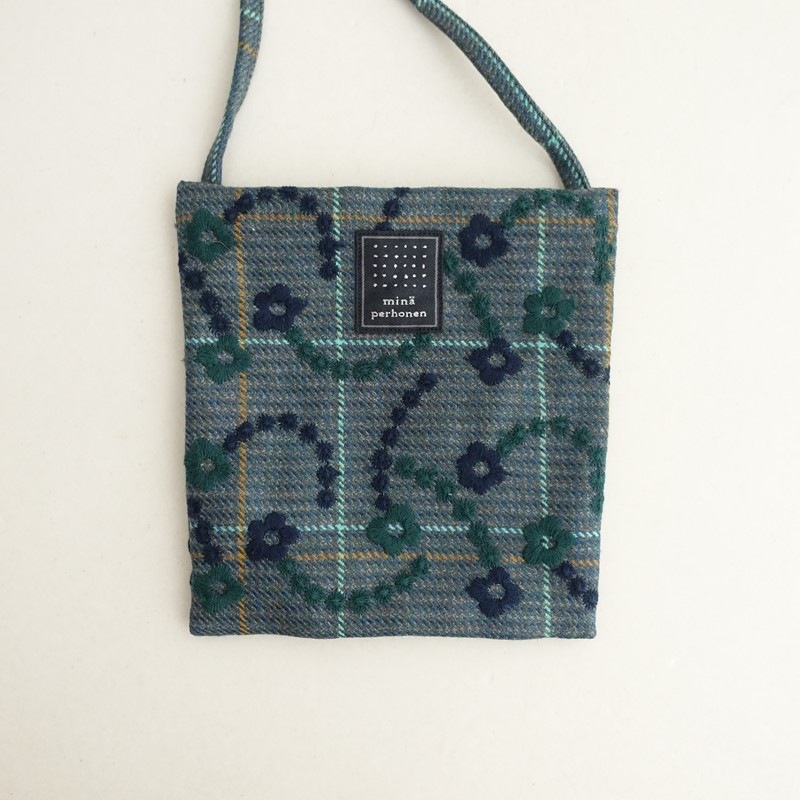 ������/2024AW�ۥߥʥڥ�ۥͥ� mina perhonen flower leap pocket bag �ݥ��åȥХå�   (ba7-2510-222)��41K52��