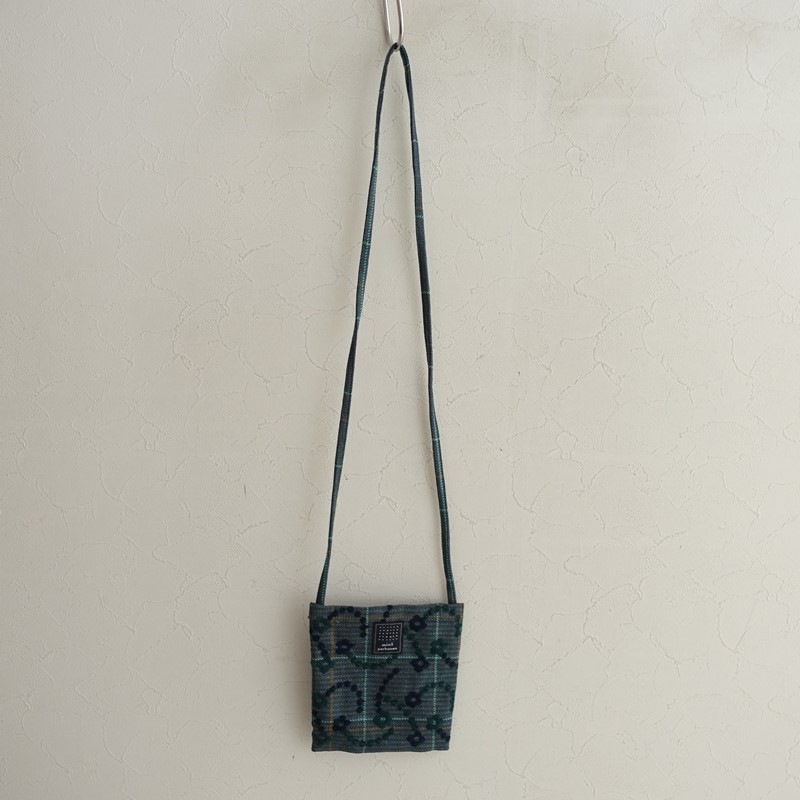 ������/2024AW�ۥߥʥڥ�ۥͥ� mina perhonen flower leap pocket bag �ݥ��åȥХå�   (ba7-2510-222)��41K52��