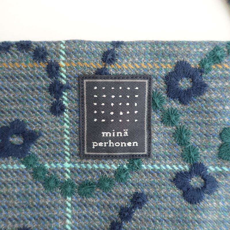 ������/2024AW�ۥߥʥڥ�ۥͥ� mina perhonen flower leap pocket bag �ݥ��åȥХå�   (ba7-2510-222)��41K52��