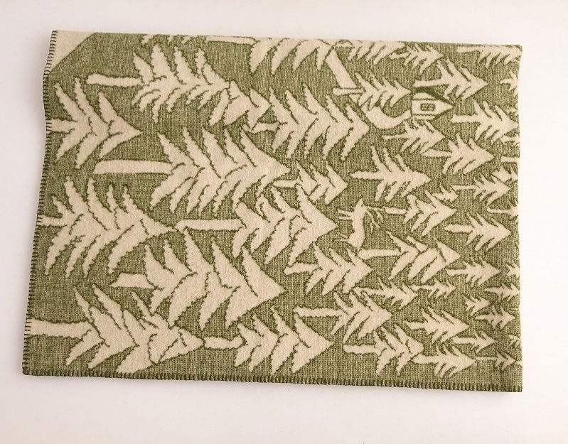 ʡ3.8/ߥʥڥۥͥߥåѥ mina perhonenKLIPPAN HOUSE IN THE FOREST ֥󥱥å   (ac87-2410-2)30K42