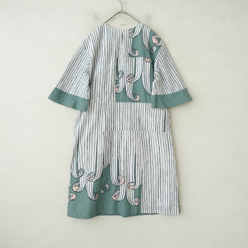 ��̤����/����Ź10��ǯ��ǰ�ߥʥʥ����̥����ƥ�ۥߥʥڥ�ۥͥ� mina perhonen swing �ɥ쥹  40 (33-2606-387)��21G62��
