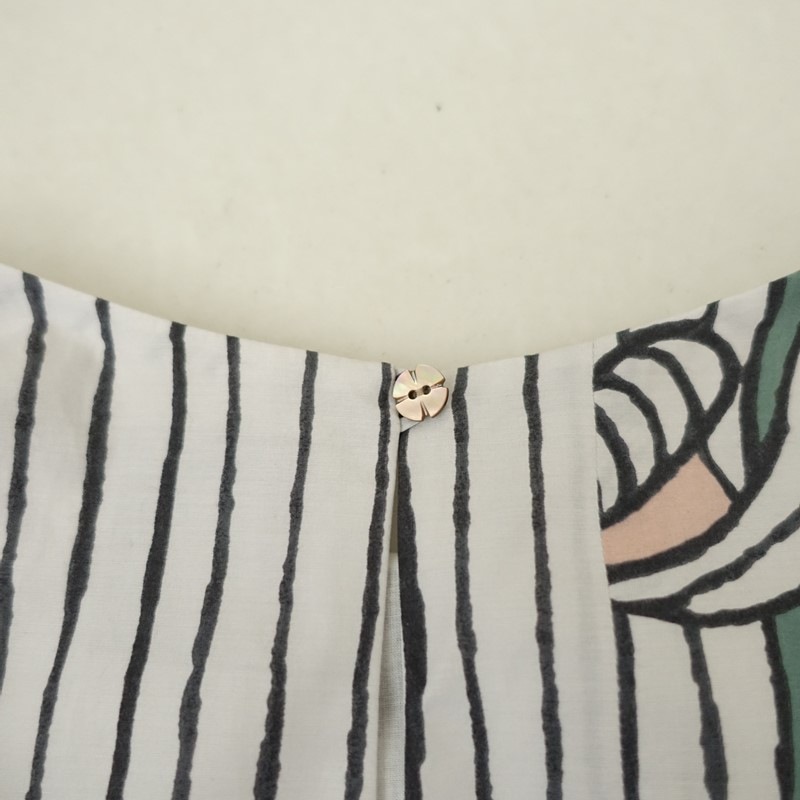 ��̤����/����Ź10��ǯ��ǰ�ߥʥʥ����̥����ƥ�ۥߥʥڥ�ۥͥ� mina perhonen swing �ɥ쥹  40 (33-2606-387)��21G62��