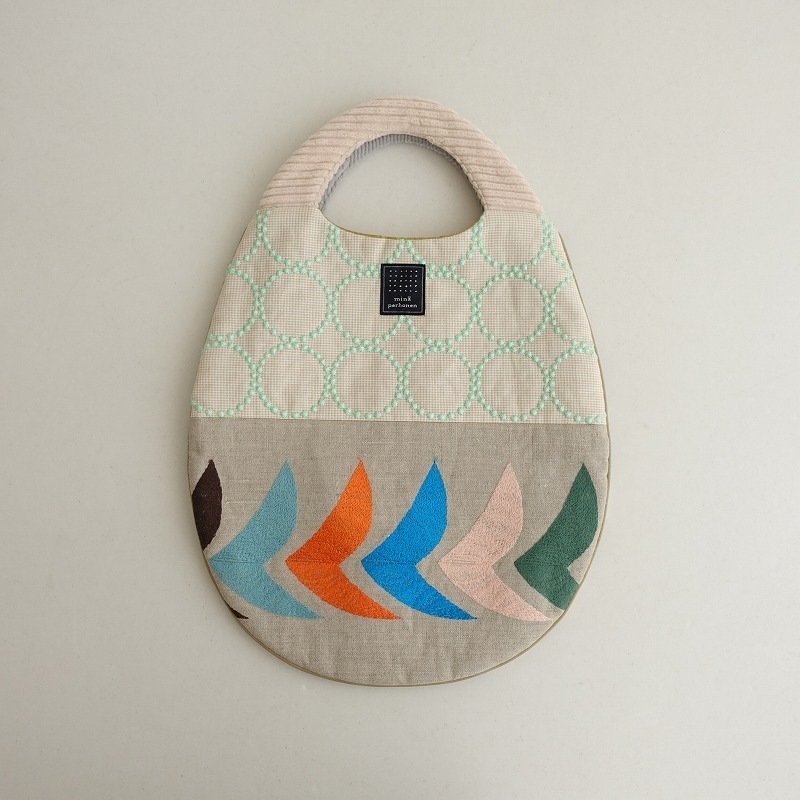 美品/定価1.6万】ミナペルホネン mina perhonen piece egg bagエッグ 