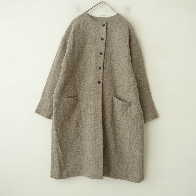 ライアトリエ Rai-Atelier ウールヘリンボーンノーカラーロングコート