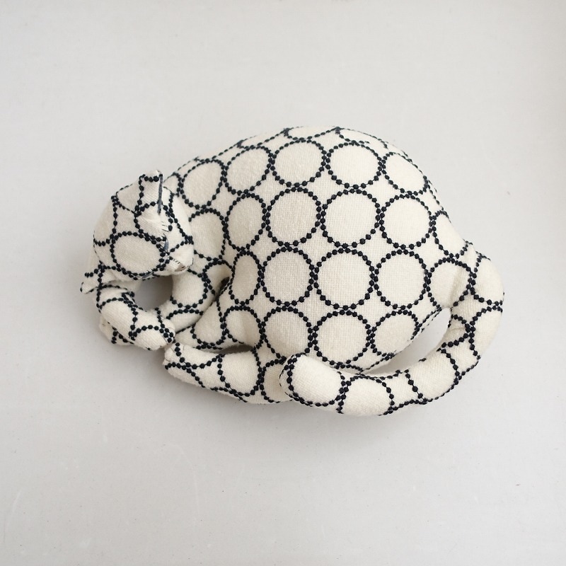 ミナペルホネン necco cushion ねこクッション