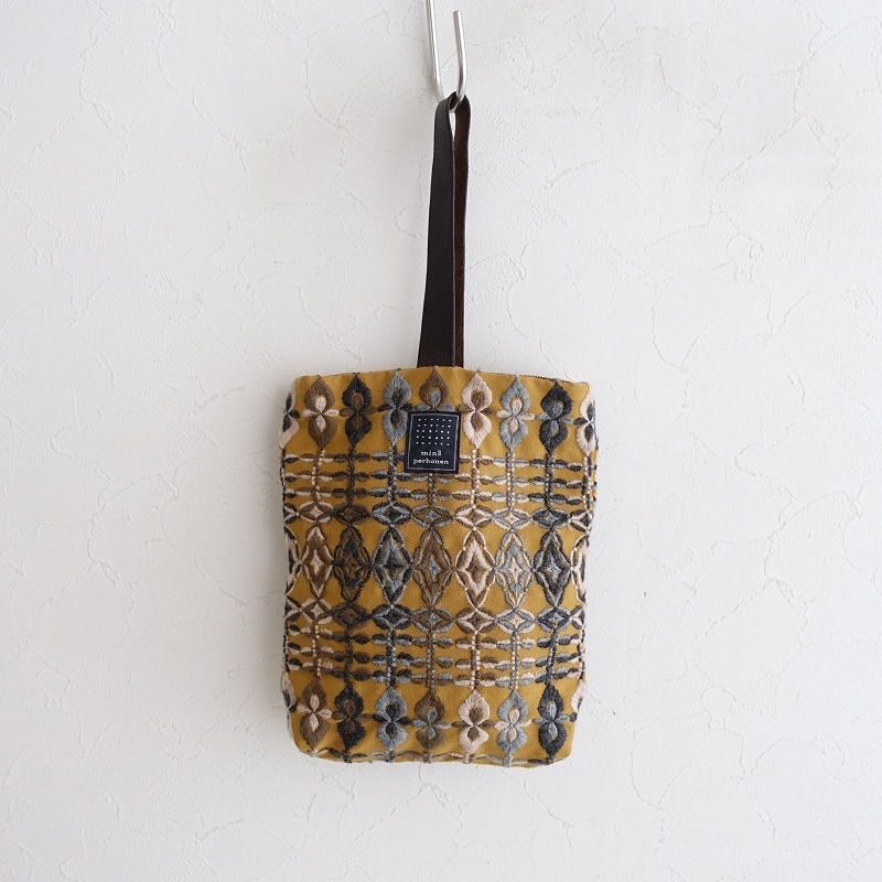 ミナペルホネン mina perhonen petal flame puisto bag プイストバッグ  