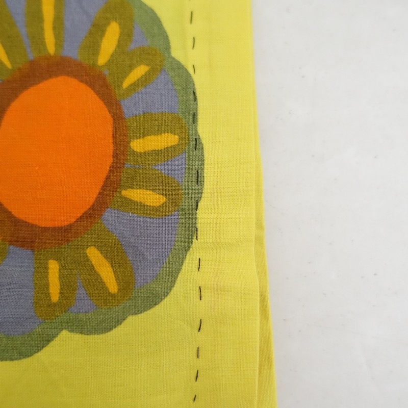 �ޥ��å� marimekko NEKKU ������ơ����ե��֥�å� �ץ������� 84��135cm   (fa10-2603-19)��71D62��