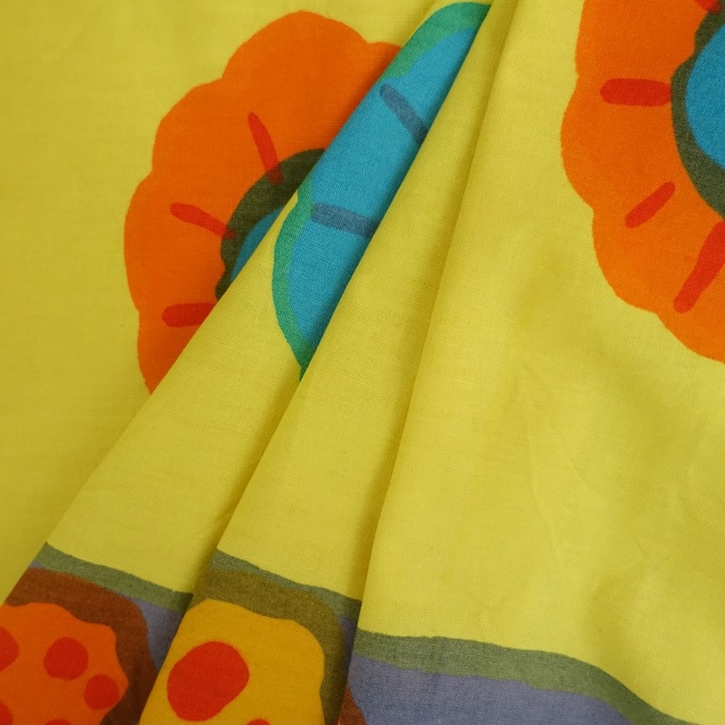 �ޥ��å� marimekko NEKKU ������ơ����ե��֥�å� �ץ������� 84��135cm   (fa10-2603-19)��71D62��