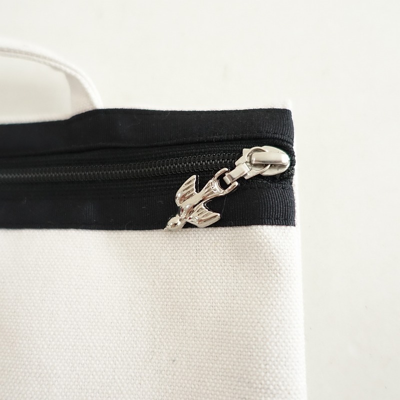 ������/2025SS�ۥߥʥڥ�ۥͥ� mina perhonen supouch M �ݡ���   (ac30-2510-11)��92J52��