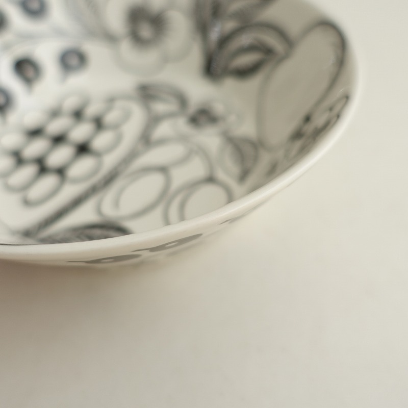 ̲۵/ӥ ARABIA Paratiisi ѥƥå ܥ 16.5cm ֥å   (wa23-2509-25)80J52