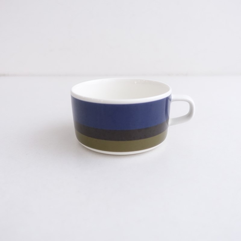 ���̲��ۥޥ��å� marimekko HENNIKA �إ�˥� �����ץ��å�   (wa23-2603-93)��30F62��