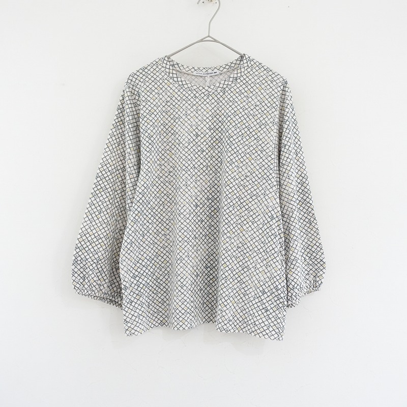 いラインアップ 2024AW/未使用/定価2.7万】ミナペルホネン mina perhonen tuike トップス