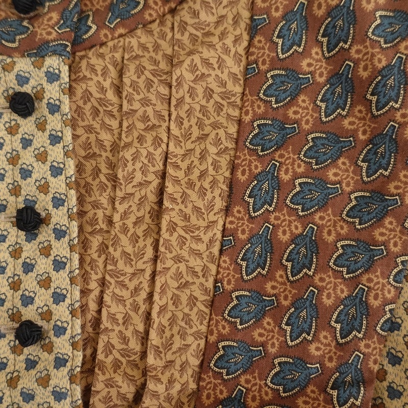 トワヴァーズ TOWAVASE スタンドカラー切り替えショートジャケット