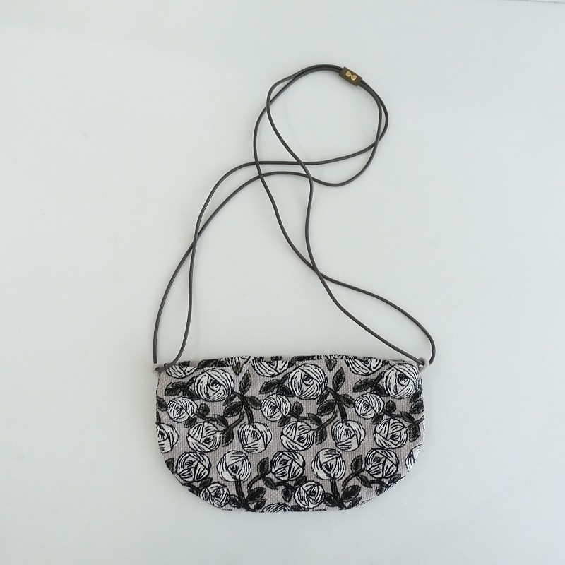 �����ʡۥߥʥڥ�ۥͥ� mina perhonen rosy coupe bag ���åڥХå�   (ba84-2506-31)��80G52��