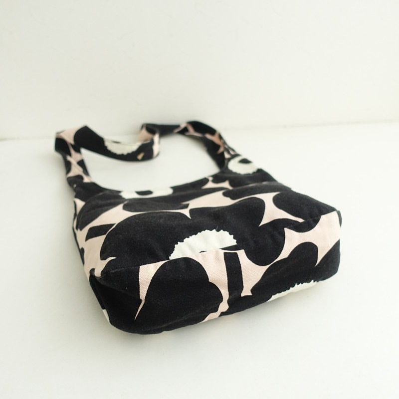 �ޥ��å� marimekko ���˥å������������Хå�   (ba11-2606-11)��70G62��
